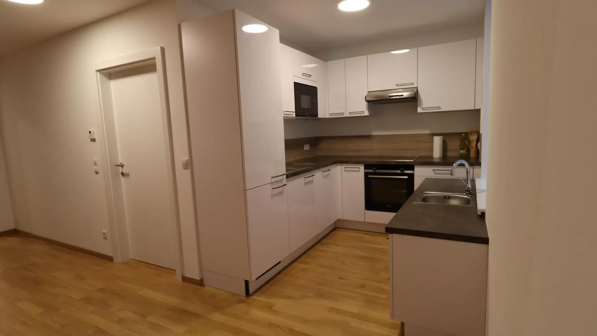 Luxurioeses Duplex Apartment 130M2 Wien 0*,