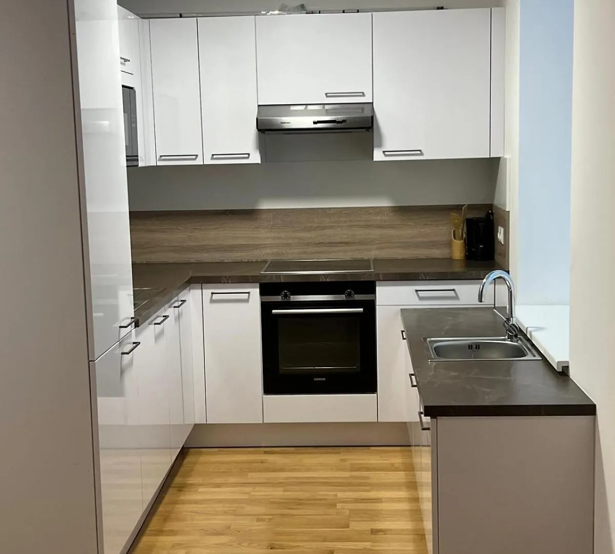 Luxurioeses Duplex Apartment 130M2 Wien 0*,  Österrike